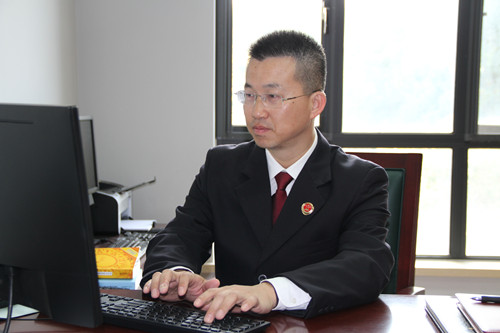 57三分院（铁检分院）第三草榴社區部 马伟.jpg